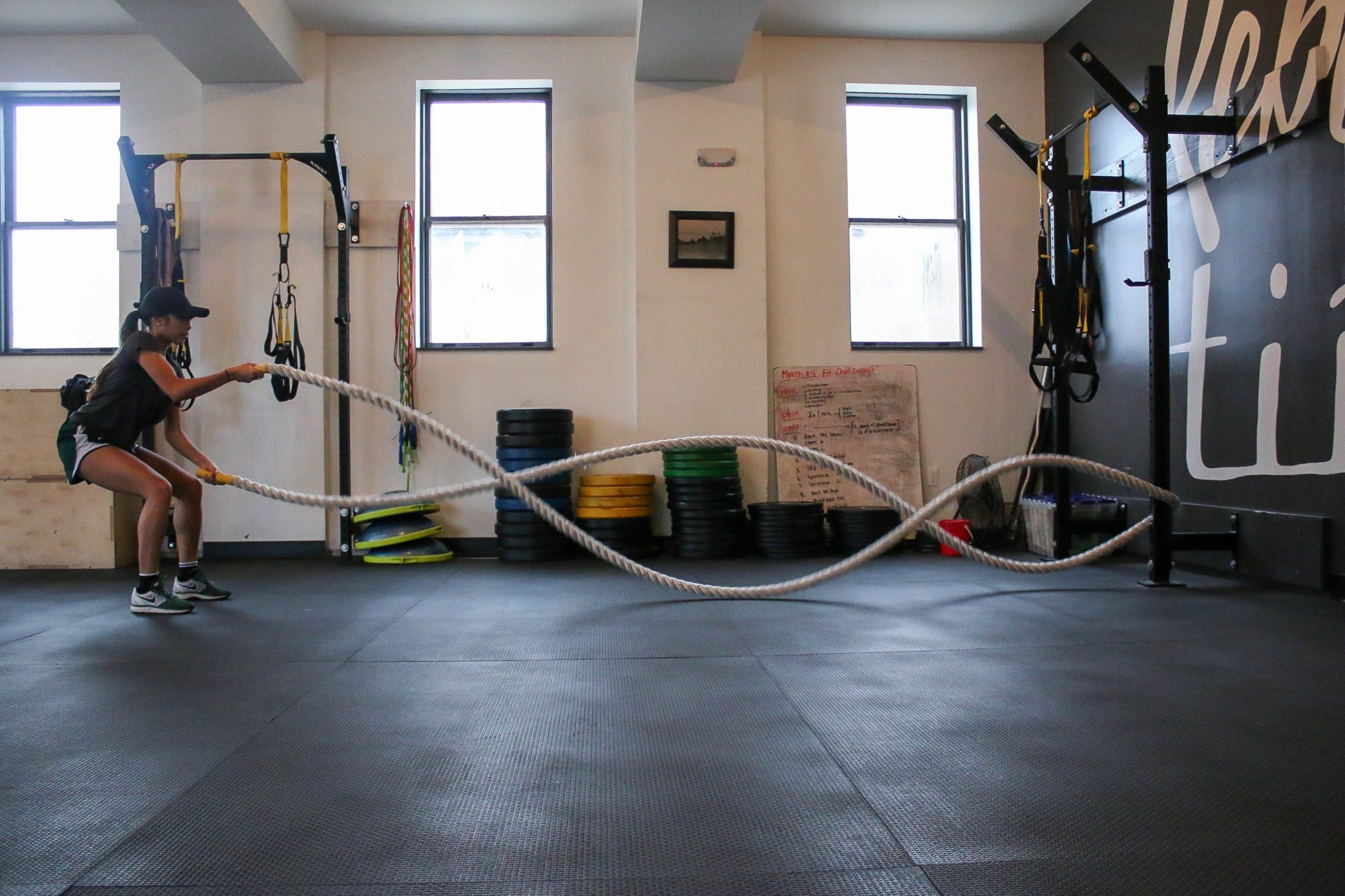 Battle ropes workout for weight loss