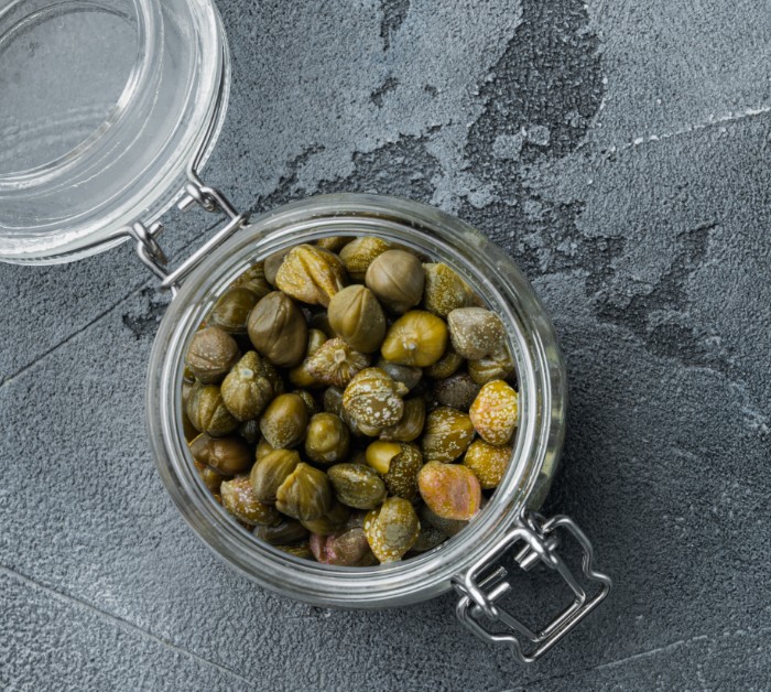 Benefits of capers and how to use them for cooking